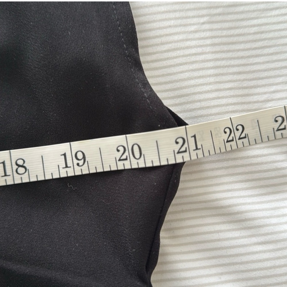 Aritzia Wilfred Talma V Neck Dress - Picture 11 of 11
